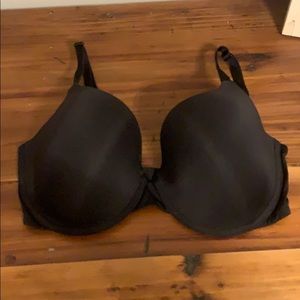 Black Victoria secret bra